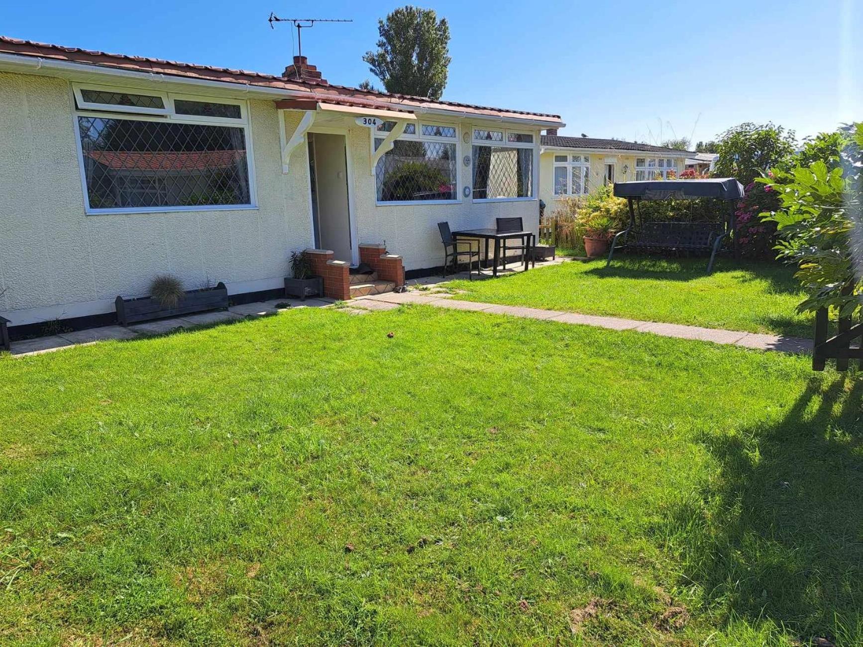 Beach & Tonic Beachside Chalet Humberston ภายนอก รูปภาพ